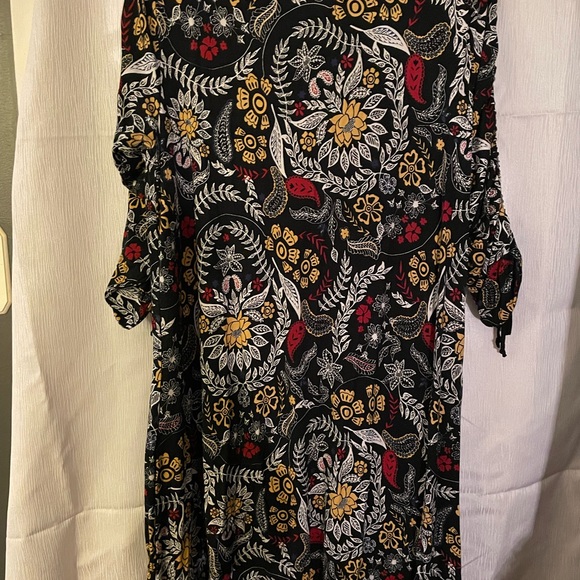 Love and Legend dress - Picture 4 of 7